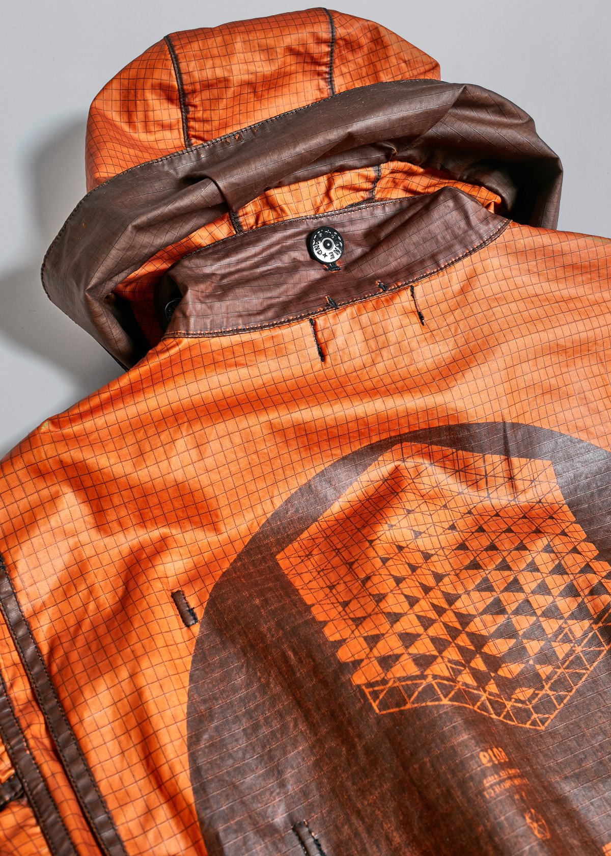 SHADOW PROJECT GRID-R INVERSE FISHTAIL PARKA SS2014 SHADOW PROJECT GRID-R INVERSE FISHTAIL PARKA SS2014